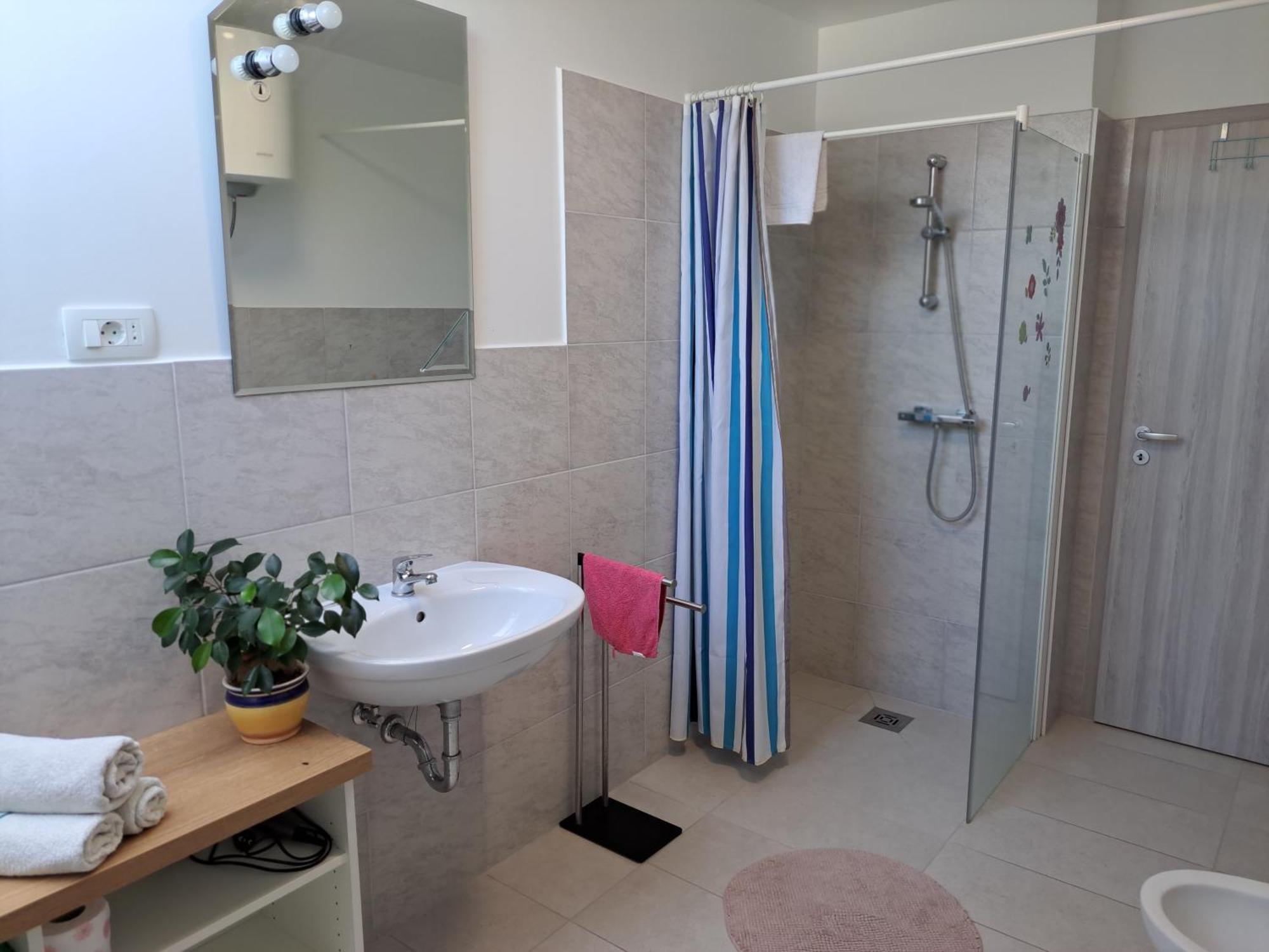 Apartments Bukor Lukovica pri Domzalah ภายนอก รูปภาพ